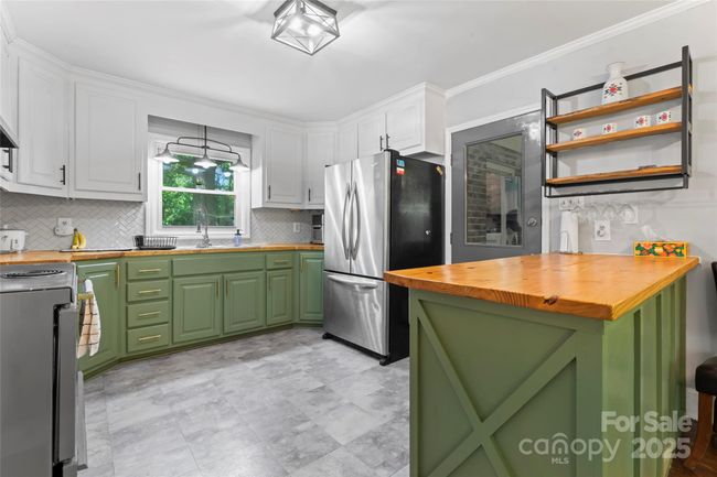 851 Gist Rd, House other with 3 bedrooms, 2 bathrooms and null parking in Rock Hill SC | Image 12