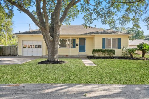 1811 Mulcahy St, Rosenberg, TX, 77471-4322 | Card Image