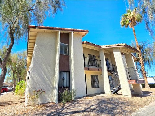 c-3275 Arville St, Las Vegas, NV, 89102-7611 | Card Image