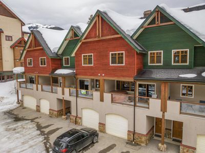 B - 1003 Mountain View Rd, Townhouse with 3 bedrooms, 4 bathrooms and null parking in Rossland BC | Image 2