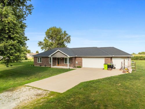 508 N 4th Ave, Chenoa, IL, 61726-1508 | Card Image