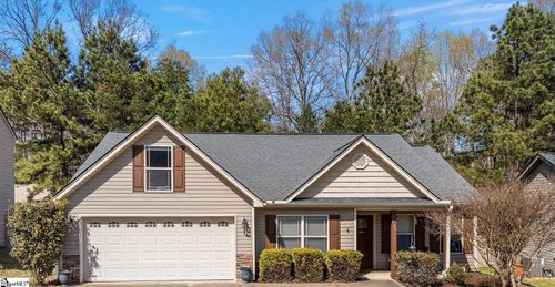 584 Cromwell Dr, Spartanburg, SC, 29301-5041 | Card Image