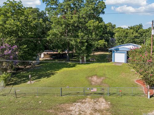 597 County Road 90b, Gonzales, TX, 78629-6144 | Card Image