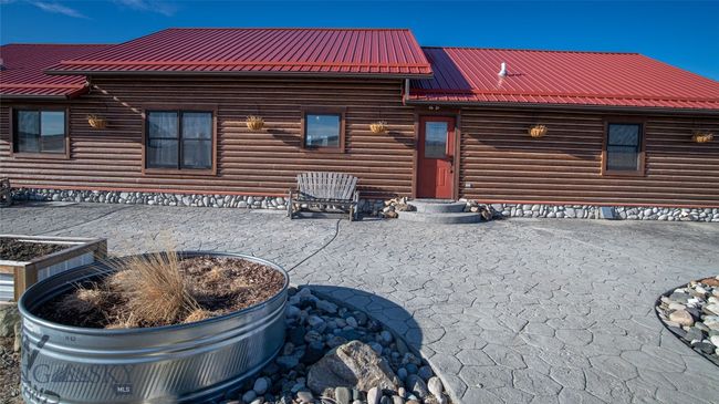 258 Howie Rd, Home with 6 bedrooms, 4 bathrooms and null parking in Big Timber MT | Image 24