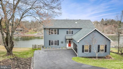 609 Wynonah Dr, AUBURN, PA, 17922-9561 | Card Image