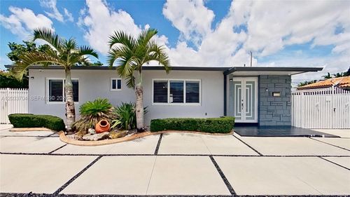 0-3030 Sw 96th Ave, Miami, FL, 33165-3039 | Card Image