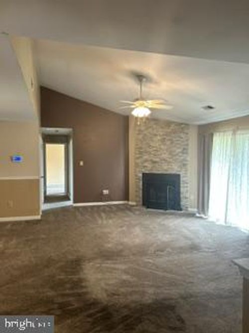 1304 Concord Ct, QUAKERTOWN, PA, 18951-3769 | Card Image