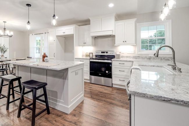 208 Kerner St, House other with 3 bedrooms, 2 bathrooms and null parking in Kernersville NC | Image 10
