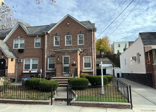 5337 62nd St, Maspeth, NY, 11378-1207 | Card Image