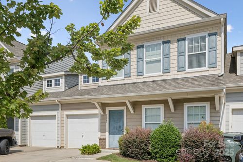 2822 Hopeton Ct, Monroe, NC, 28110-5630 | Card Image
