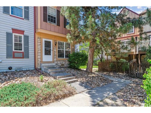 12059 E Hoye Dr, Aurora, CO, 80012-3295 | Card Image