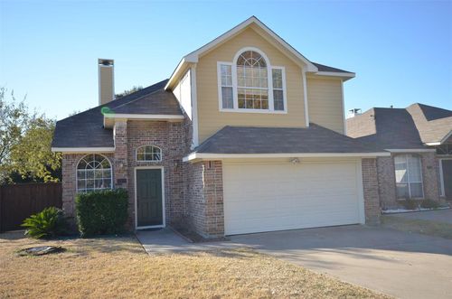 2201 Ashwood Ct, Carrollton, TX, 75006-1530 | Card Image