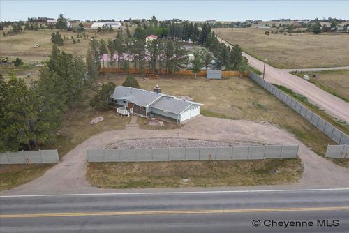 852 E Riding Club Rd, CHEYENNE, WY, 82009-8932 | Card Image