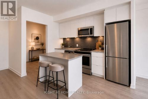208e-8868 Yonge Street, Richmond Hill (South Richvale), ON, L4C0T4 | Card Image