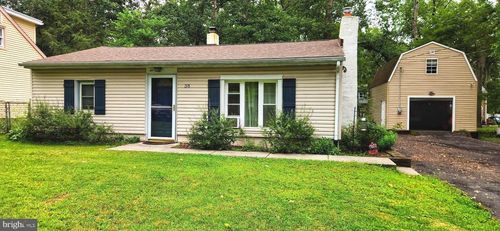 38 Fern St, BROWNS MILLS, NJ, 08015-2961 | Card Image
