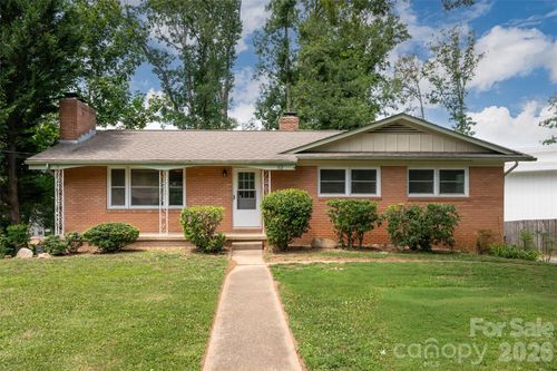 52 Blake Dr, Arden, NC, 28704-2725 | Card Image