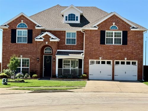 8520 Pinewood Dr, Fort Worth, TX, 76123-2098 | Card Image
