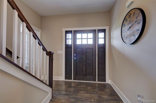636 Round Rock Dr, Howell, MI, 48843-5814 | Card Image