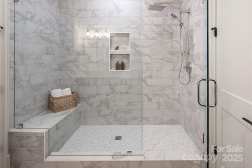 a-1214 S Kings Dr, Charlotte, NC, 28207-1808 | Card Image