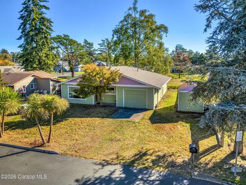 134 Sw Cedar Ave, Warrenton, OR, 97146-9747 | Card Image