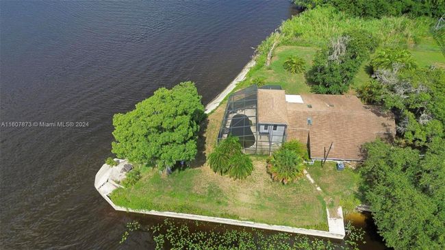 4420 Canal Dr, House other with 2 bedrooms, 3 bathrooms and null parking in Sanford FL | Image 3