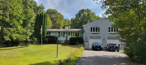 1401 Tremont St, North Dighton, MA, 02764-1870 | Card Image