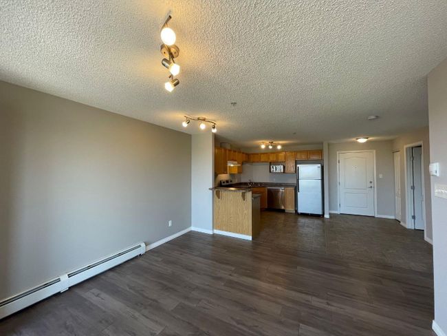 1317 - 330 Clareview Station Dr Nw, Condo with 1 bedrooms, 1 bathrooms and 2 parking in Edmonton AB | Image 8