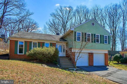 8588 Coral Gables Ln, VIENNA, VA, 22182-2306 | Card Image