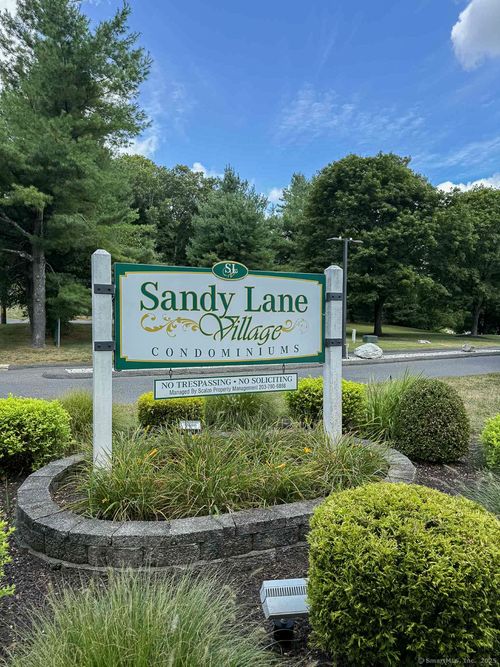 13-13 Homestead Ln, Brookfield, CT, 06804-2608 | Card Image