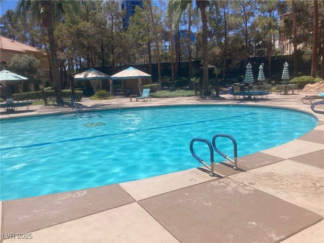137 - 210 E Flamingo Rd, Condo with 2 bedrooms, 2 bathrooms and null parking in Las Vegas NV | Image 17