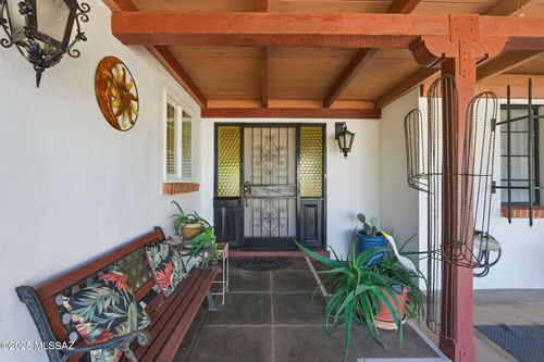 186 S Paseo Seco, Green Valley, AZ, 85614-2722 | Card Image