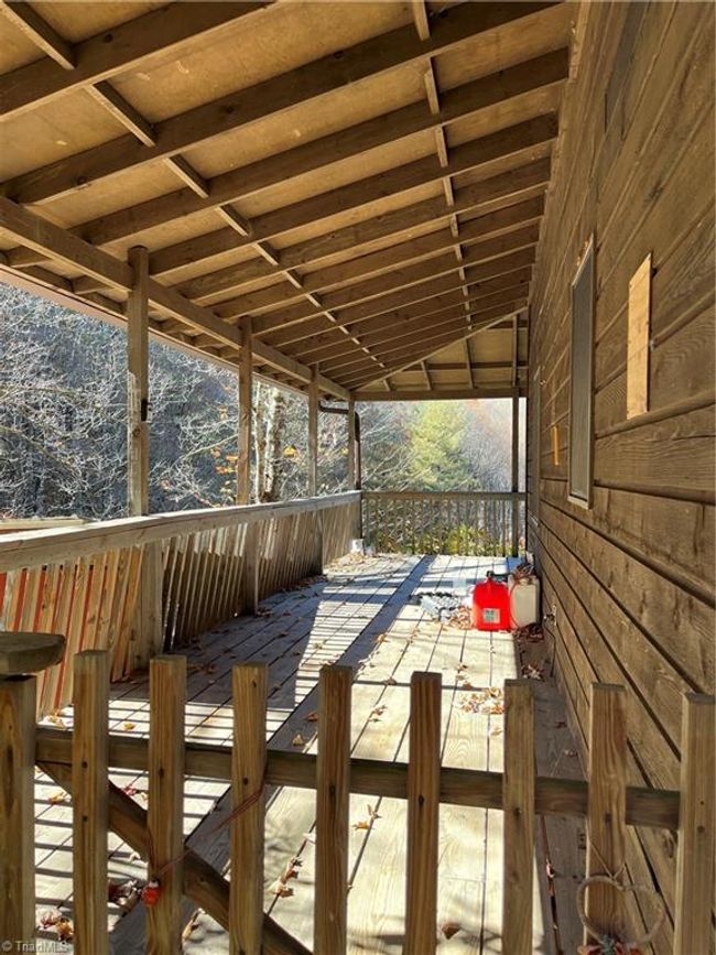 1972 Big Horse Creek Rd, House other with 3 bedrooms, 2 bathrooms and null parking in Lansing NC | Image 26
