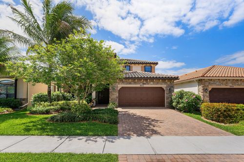 8910 Sea Chase Dr, Lake Worth, FL, 33467-1151 | Card Image