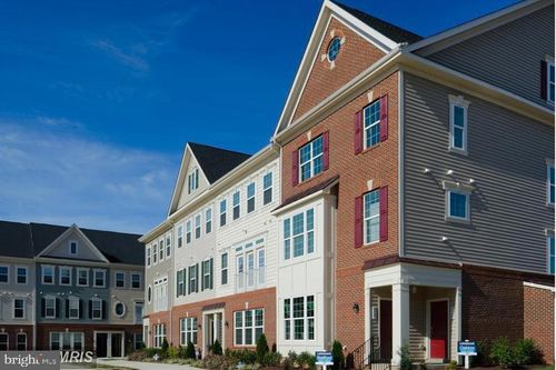 4896 Dane Ridge Cir, WOODBRIDGE, VA, 22193-6520 | Card Image