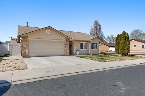 3007 1/2 Autumn Glenn Ct, Grand Junction, CO, 81504-3503 | Card Image