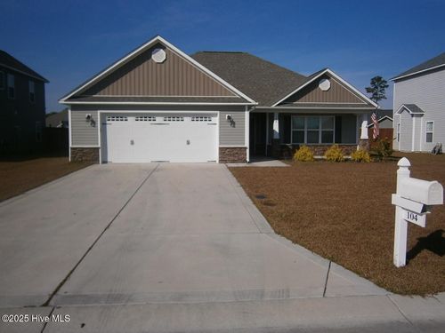 104 Cavalier Dr, Jacksonville, NC, 28546-4650 | Card Image