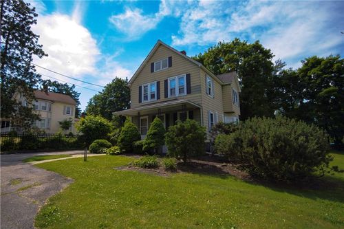 24 Bank St, Chelsea, NY, 12512 | Card Image