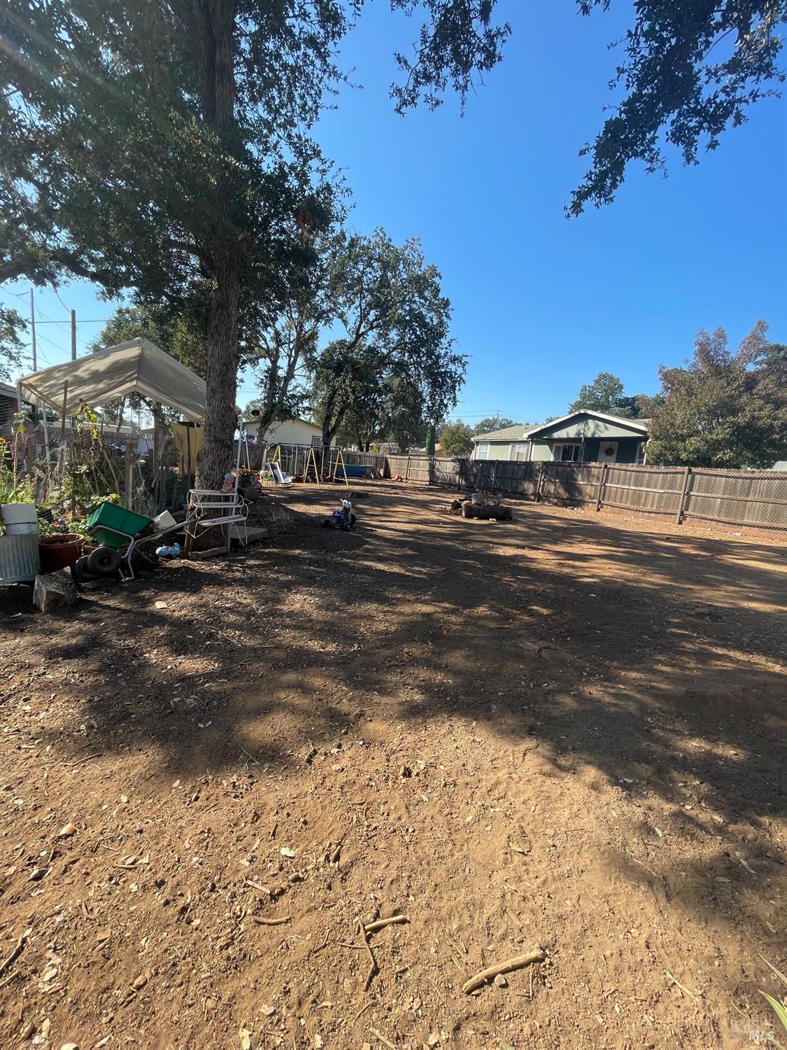 Land in Clearlake 4