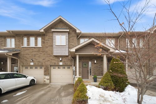 3-43 Kerman Ave, Grimsby, ON, L3M0G2 | Card Image