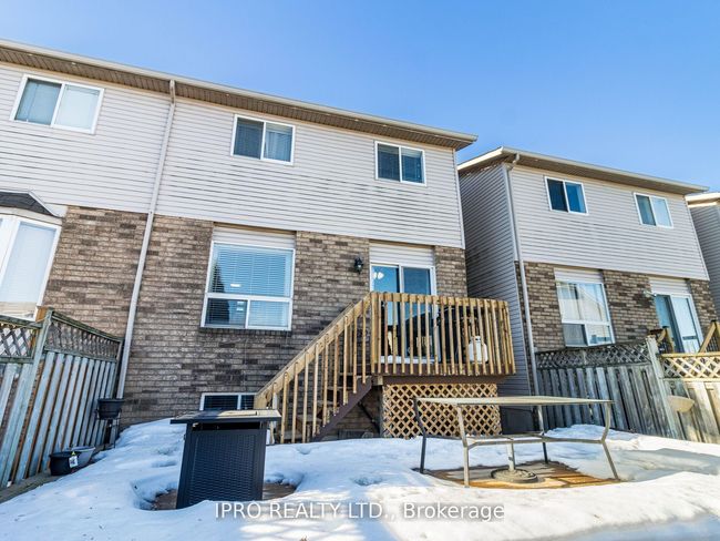 182 Highbury Dr, House attached with 3 bedrooms, 3 bathrooms and 4 parking in Stoney Creek ON | Image 23