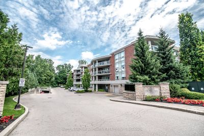 PH-13 - 125 Wilson St W, Condo with 1 bedrooms, 1 bathrooms and 1 parking in Ancaster ON | Image 2