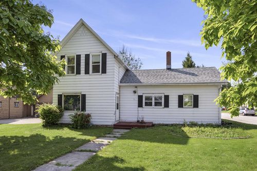 631 Main Street, WRIGHTSTOWN, WI, 54180 | Card Image