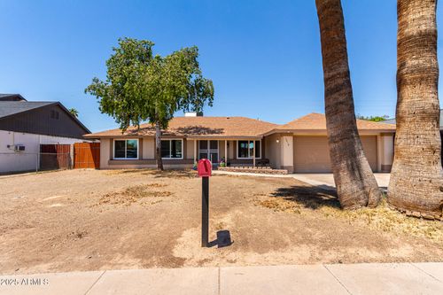 4818 N 79th Ave, Phoenix, AZ, 85033-1126 | Card Image