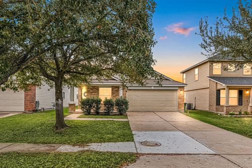9230 Wolcott Park Ln, Houston, TX, 77075-3824 | Card Image