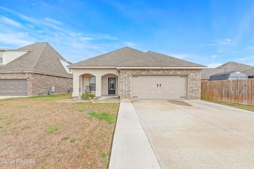 321 Valcour Pl, Youngsville, LA, 70592-6769 | Card Image