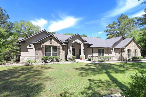 121 Red Hawk Rd, Huntsville, TX, 77340-1038 | Card Image