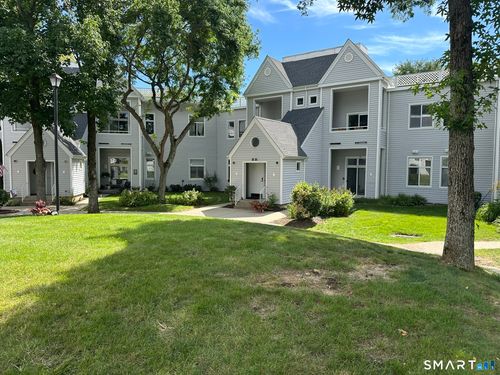 b19-267 Melba St, Milford, CT, 06460-7677 | Card Image