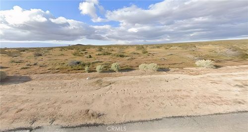 10 Vac/Vic Ave F12/155 Ste, Lancaster, CA, 93535 | Card Image