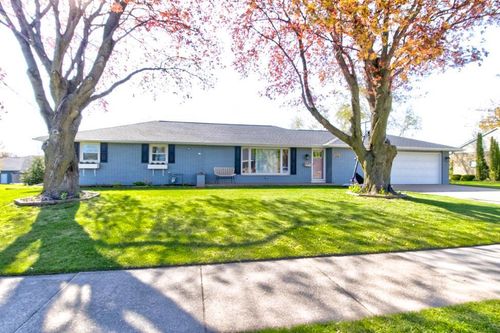 808 Gertrude Street, KAUKAUNA, WI, 54130 | Card Image
