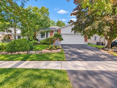 174 Highview Ave E, London, ON, N6C5G7 | Card Image